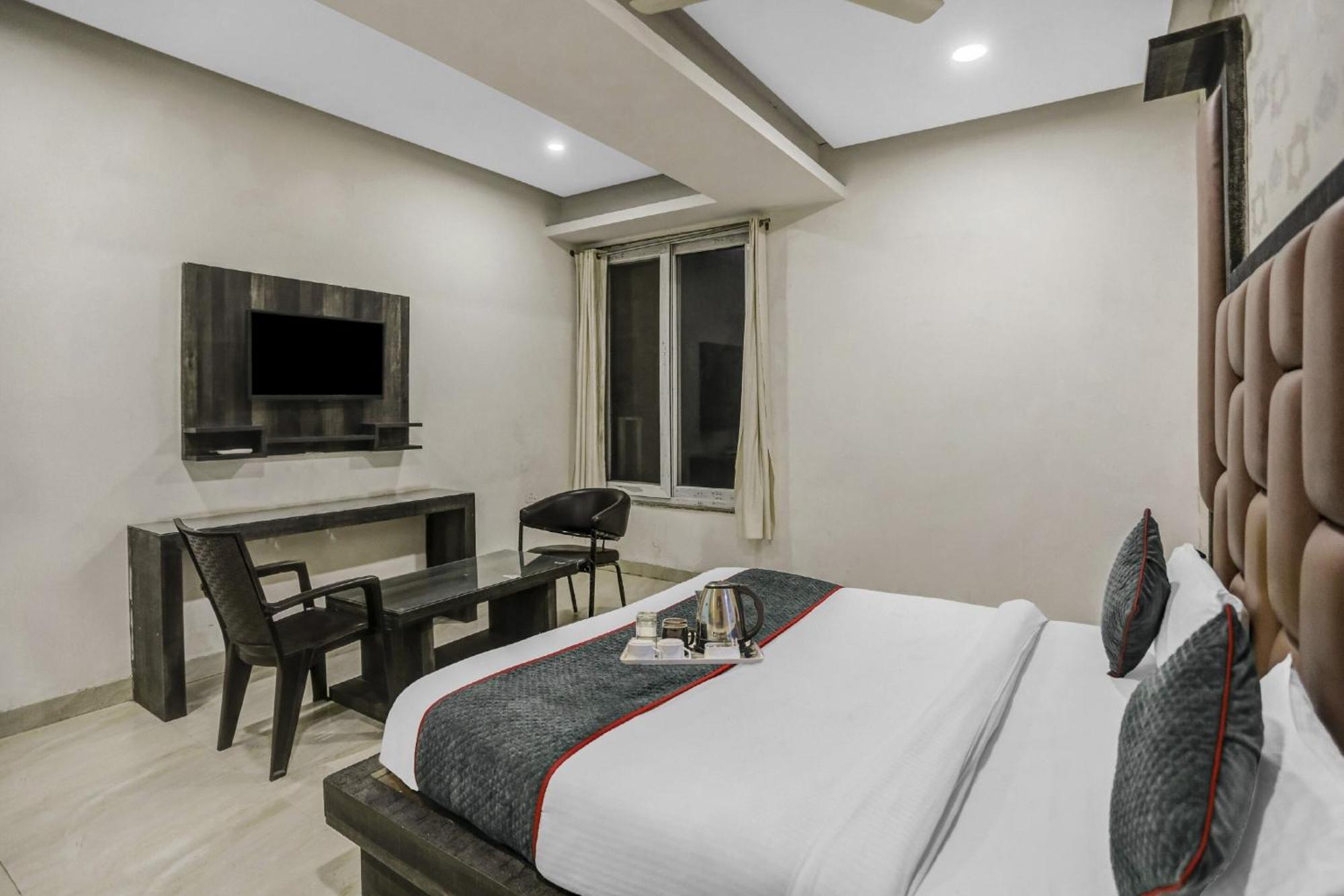 Townhouse 22956 Hotel Grand Residency Delhi  Luaran gambar