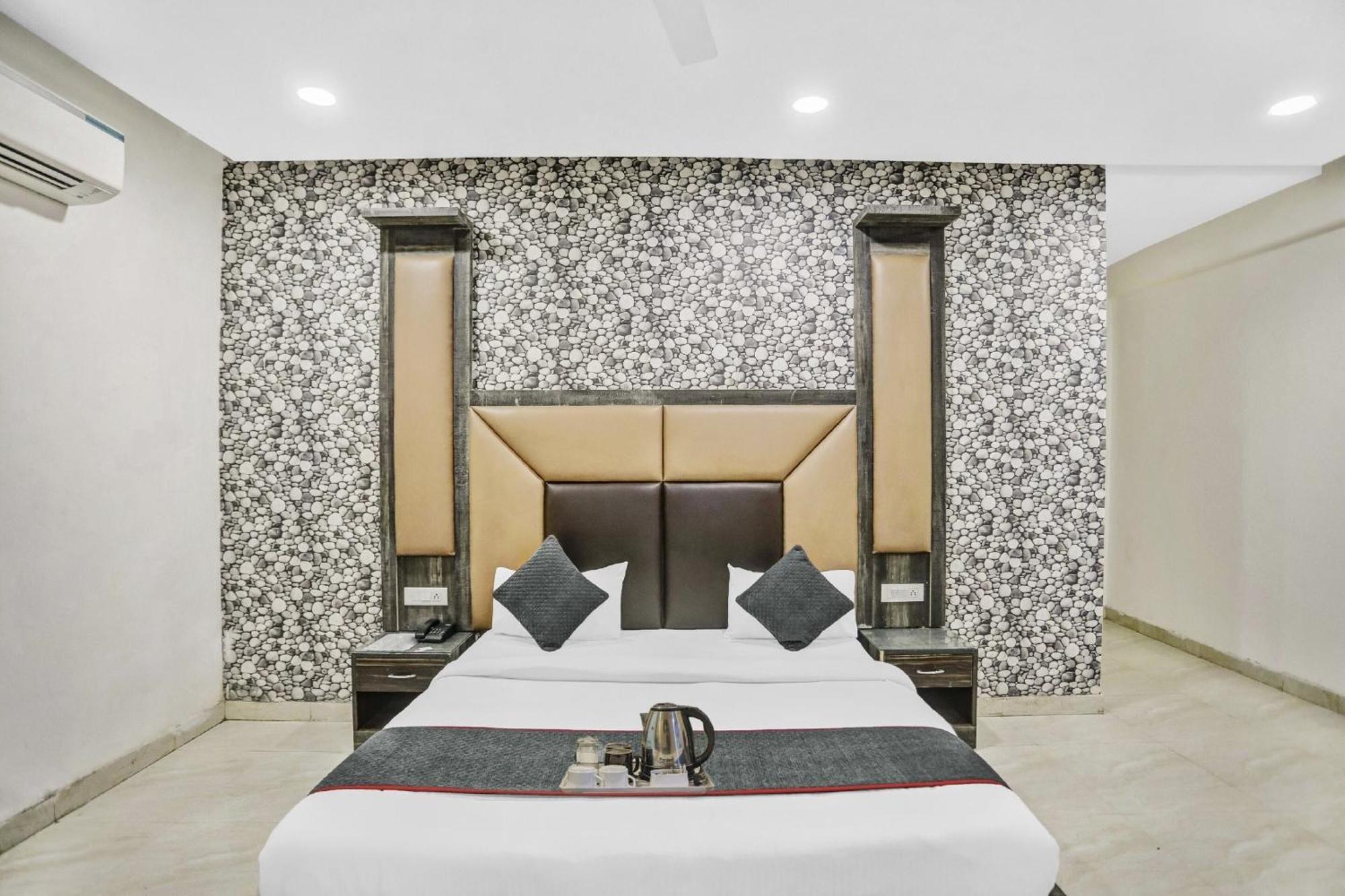 Townhouse 22956 Hotel Grand Residency Delhi  Luaran gambar