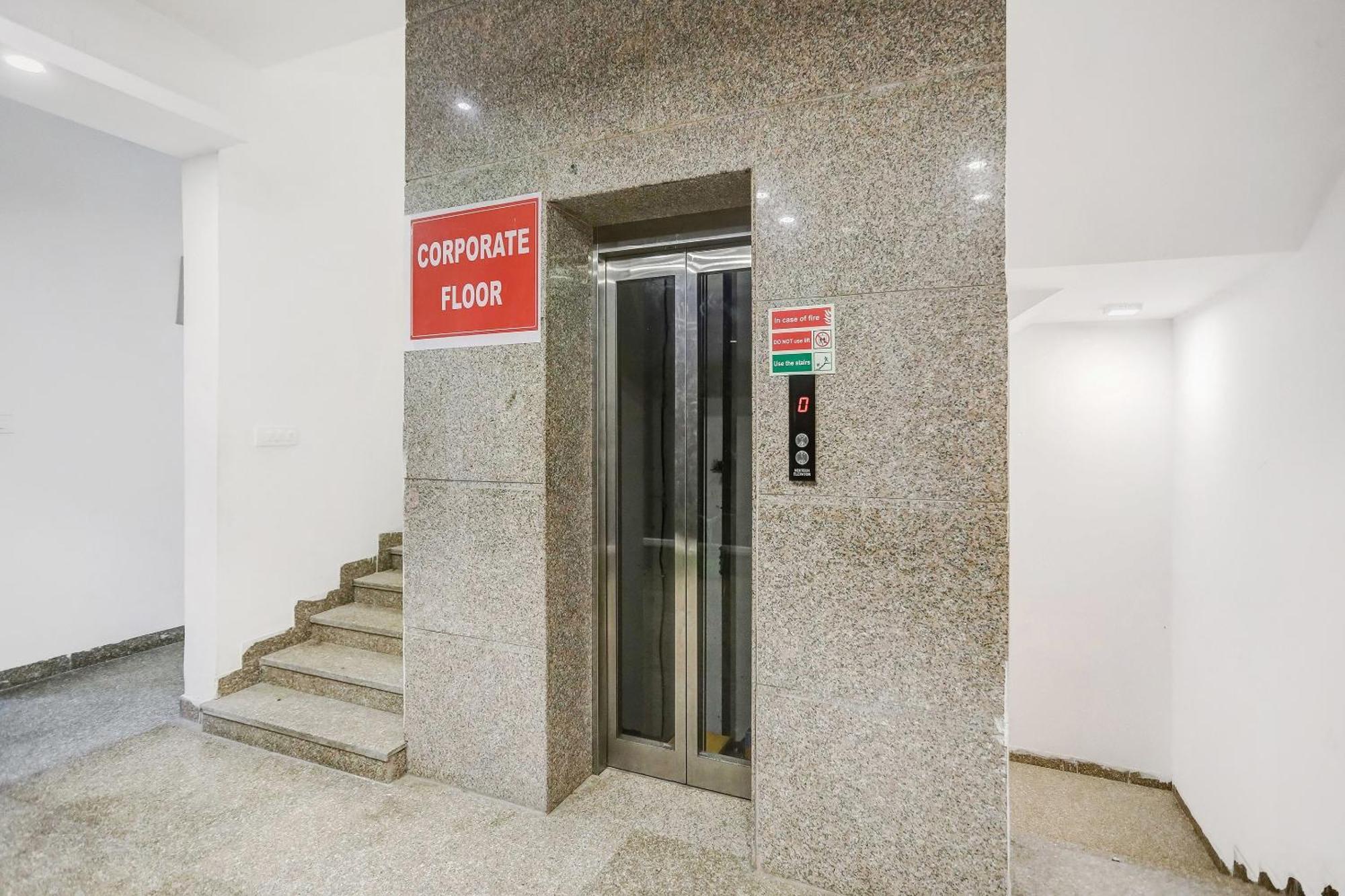 Townhouse 22956 Hotel Grand Residency Delhi  Luaran gambar