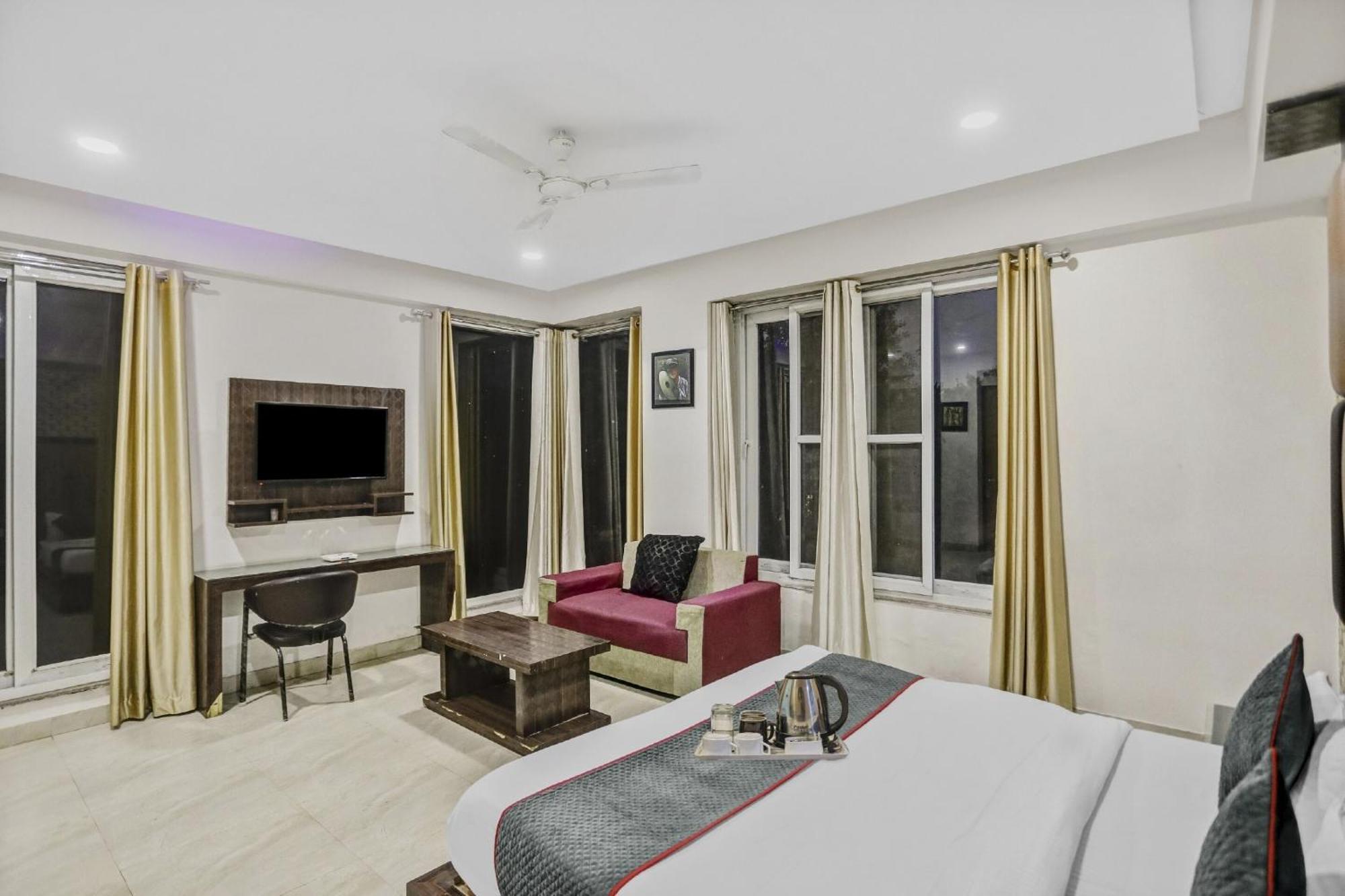Townhouse 22956 Hotel Grand Residency Delhi  Luaran gambar