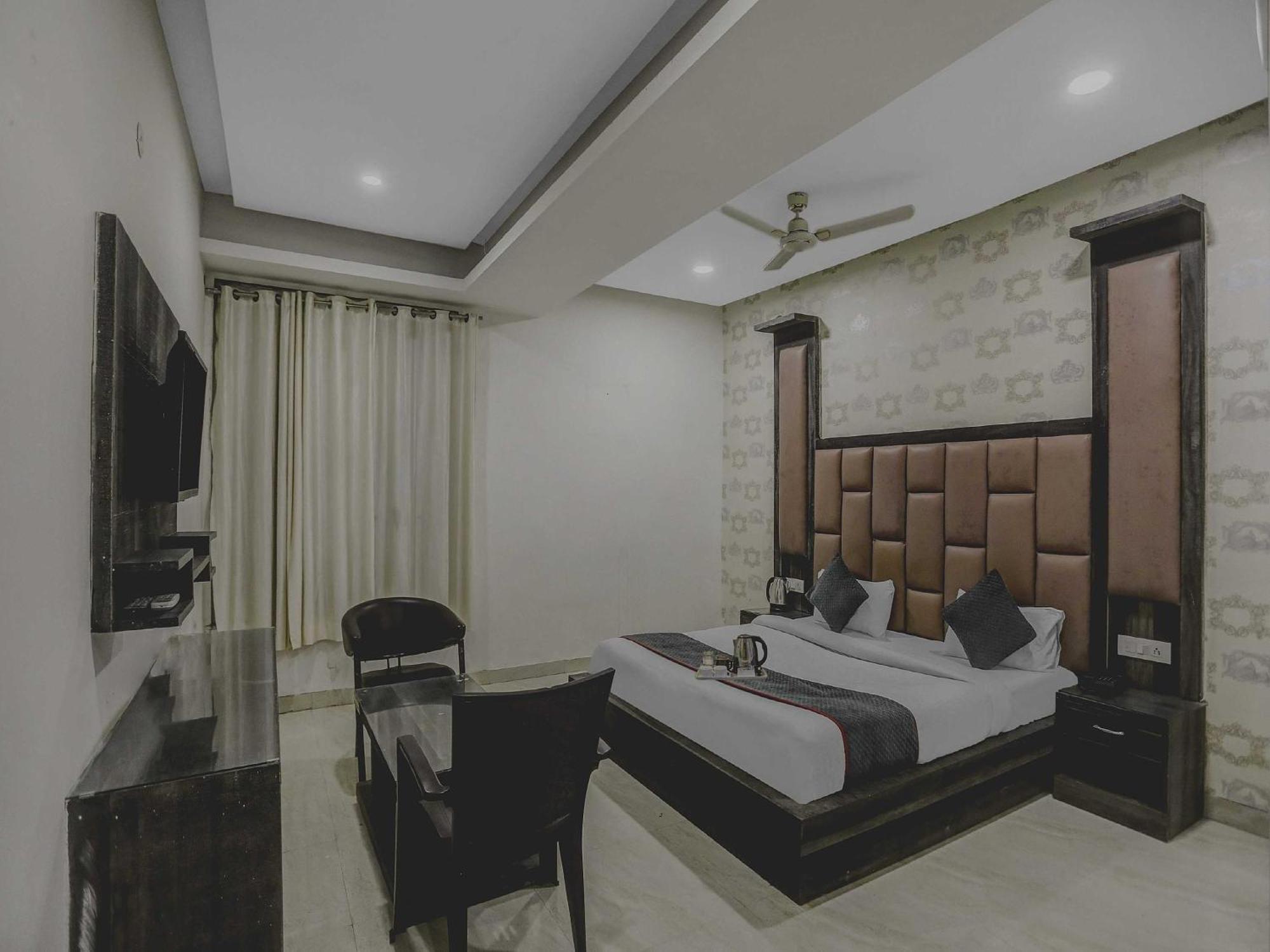 Townhouse 22956 Hotel Grand Residency Delhi  Luaran gambar